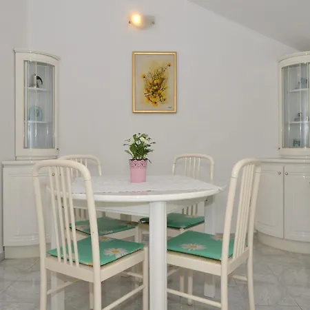 Basic 1 Apartmán *