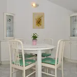 Basic 1 Apartment *