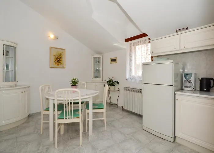 Appartement Basic 1 *